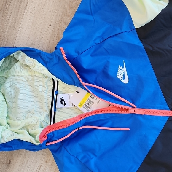 NWT mens nike  Woven Windrunner Hooded Jacket sizes s,m,L,XL,2x - Picture 3 of 6
